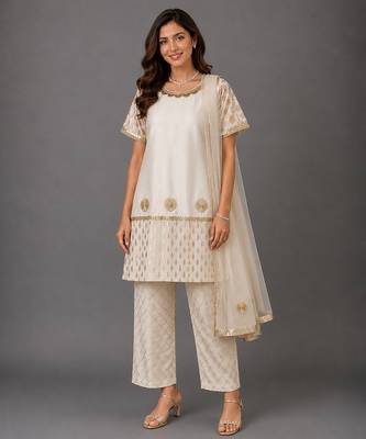 Off white embroidered chanderi cotton silk kurti set 1