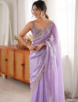 Lilac tissue satin embroidered saree with unstitched blouse piece. 5