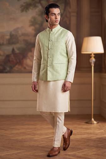green jacquard woven design koti 