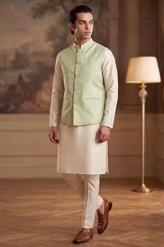 green jacquard woven design koti 