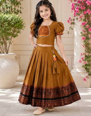 Mustard cotton narayan pet zari weaving boarder lehenga choli for kids 1