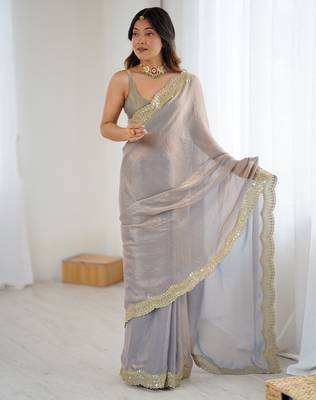 Grey tissue satin sequins saree with unstitched blouse piece. 4