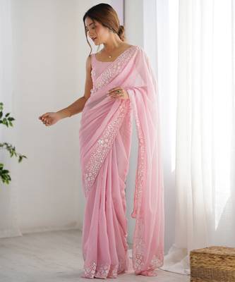 Pink georgette sequins saree with unstitched blouse piece. 5