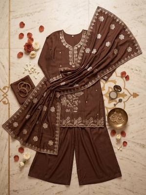Ethnic Motifs Embroidered Sequinned Scalloped Kurti with Palazzo & Dupatta 4