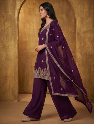 Ethnic Motifs Embroidered Sequined Scalloped Kurti with Palazzo & Dupatta 2