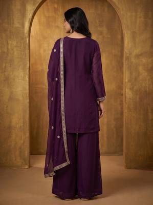 Ethnic Motifs Embroidered Sequined Scalloped Kurti with Palazzo & Dupatta 3