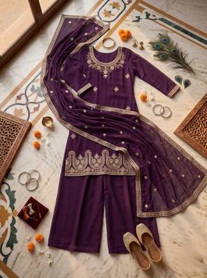 Ethnic Motifs Embroidered Sequined Scalloped Kurti with Palazzo & Dupatta 4