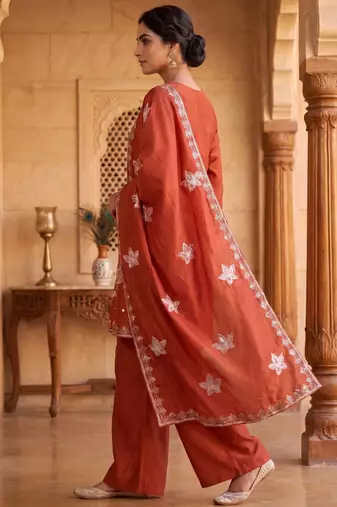 Ethnic Motifs Embroidered Sequined Scalloped Kurti with Palazzo & Dupatta