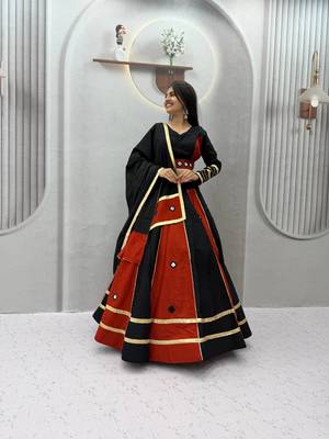 Black Color Real mirror work Silk Blend Navratri Lahenga Choli Set 3