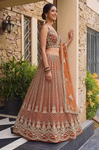 Designer lehenga choli for wedding