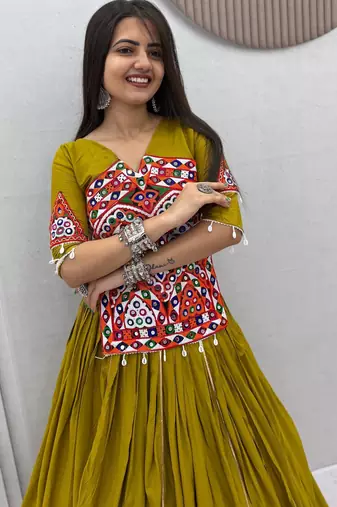 Mahendi Gamthi work And Mirror work Cotton Navratri Lahenga Choli Set