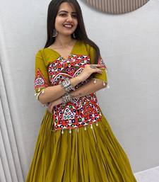 Mahendi Gamthi work And Mirror work Cotton Navratri Lahenga Choli Set