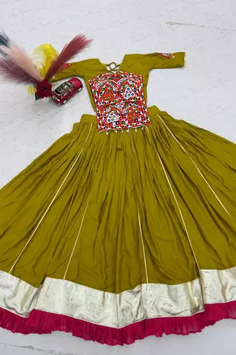 Mahendi Gamthi work And Mirror work Cotton Navratri Lahenga Choli Set