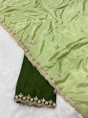 Pista zari embroidery work crunchy saree with blouse 2