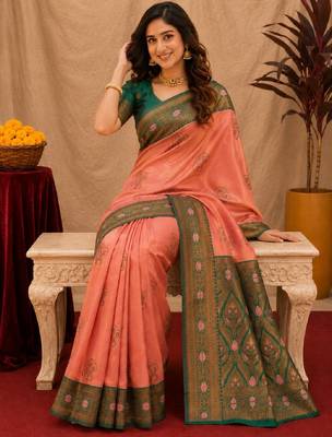 Green gajri art silk blend banarasi jacquard motif work saree with unstitched blouse piece 4