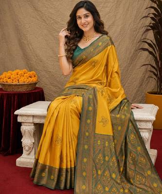 Green gold art silk blend banarasi jacquard motif work saree with unstitched blouse piece 4
