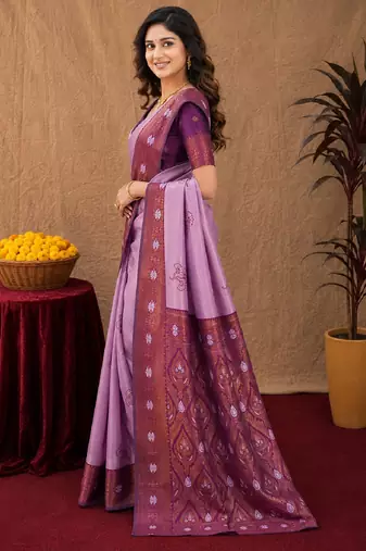 Wine purple art silk blend banarasi jacquard motif work saree with unstitched blouse piece