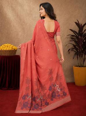 Gajri linen jacuard bird motif work bird saree with unstitched blouse piece 3