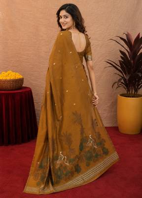 Mustard linen jacuard bird motif work bird saree with unstitched blouse piece 3