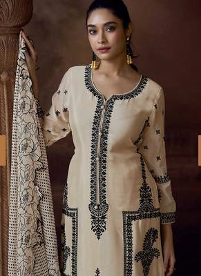 Off white embroidered chinon silk readymade salwar kameez 2