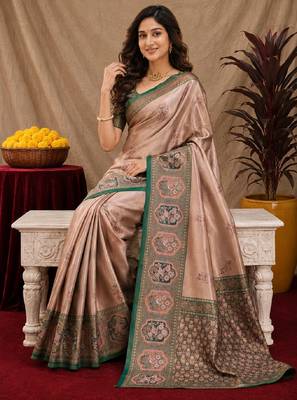 Green gajri art silk blend jacquard motif work saree with unstitched blouse piece 4