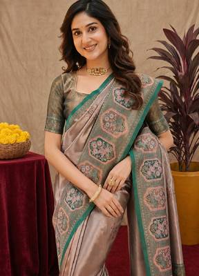 Green gajri art silk blend jacquard motif work saree with unstitched blouse piece 5