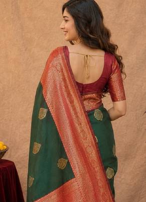 Sea green art silk blend banarasi jacquard motif work saree with unstitched blouse piece 3