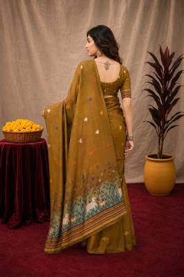 Mustard linen jacuard animal motif work saree with unstitched blouse piece 3