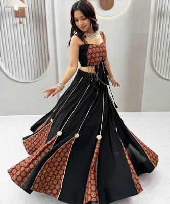 Black Heavy Hand latkan & Ajrak print Cotton Navratri Lahenga Choli Set 3
