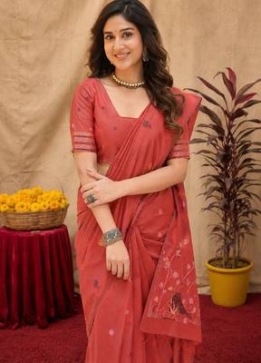 Peach linen jacuard animal motif work saree with unstitched blouse piece 5