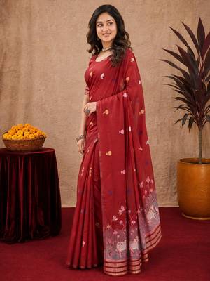 Red linen jacuard animal motif work saree with unstitched blouse piece 2