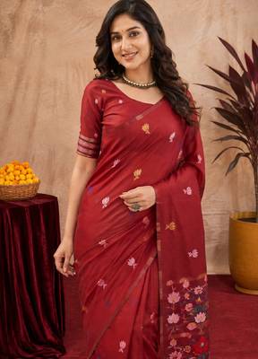 Red linen jacuard animal motif work saree with unstitched blouse piece 5