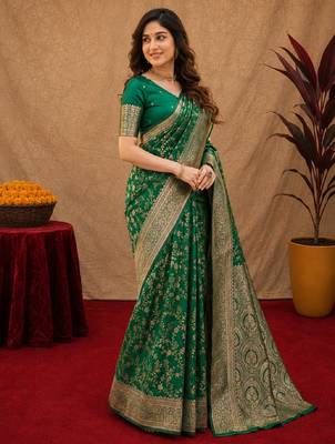 Green art silk blend banarasi jacuard work saree with unstitched blouse piece 2