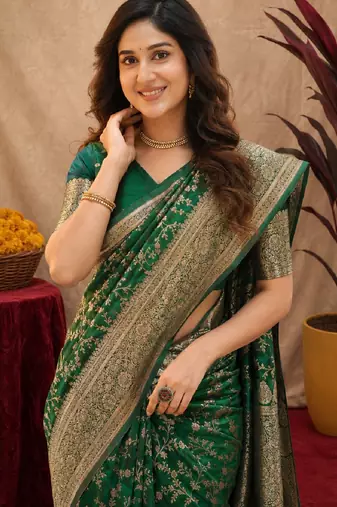 Green art silk blend banarasi jacuard work saree with unstitched blouse piece