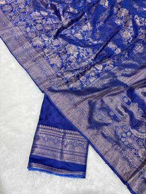 Blue top dyed weaving soft silk blend saree with blouse 4