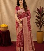Red art silk blend banarasi jacuard work saree with unstitched blouse piece
