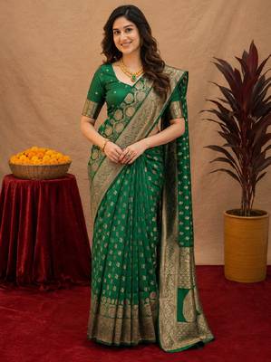 Green art silk blend banarasi jacuard work saree with unstitched blouse piece 1