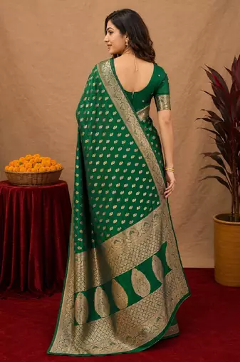 Green art silk blend banarasi jacuard work saree with unstitched blouse piece