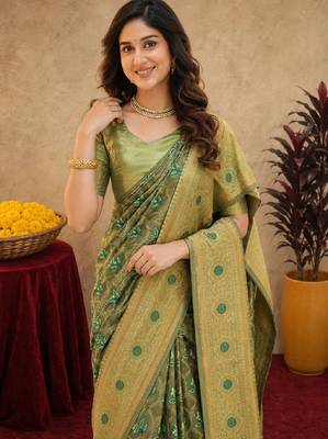 Light green art silk blend banarasi jacuard work saree with unstitched blouse piece 5