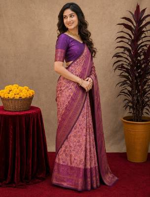 Light pink Art silk blend banarasi jacquard bird motif work saree with unstitched blouse piece 2