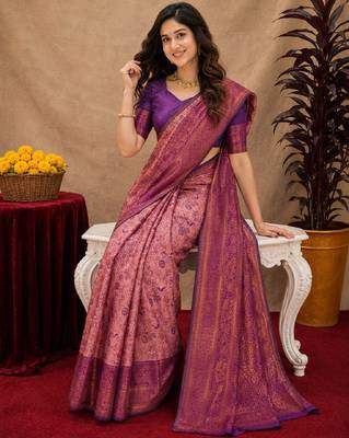 Light pink Art silk blend banarasi jacquard bird motif work saree with unstitched blouse piece 4