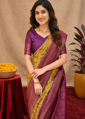 Mustard wine Art silk blend banarasi jacquard bird motif work saree with unstitched blouse piece 4