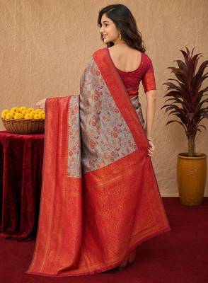 Turquoise red Art silk blend banarasi jacquard bird motif work saree with unstitched blouse piece 3