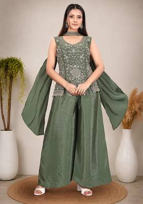 Ethnic Motifs Embroidered Sequinned Scalloped Kurti with Palazzo & Dupatta 1