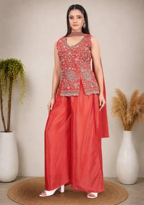Ethnic Motifs Embroidered Sequinned Scalloped Kurti with Palazzo & Dupatta 1