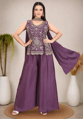 Ethnic Motifs Embroidered Sequinned Scalloped Kurti with Palazzo & Dupatta 1