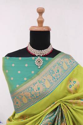 Green top dyed weaving soft silk blend saree with blouse 3