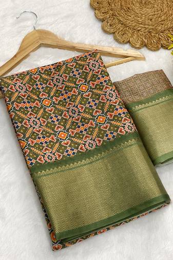 Peroot digital print dola silk blend saree with blouse