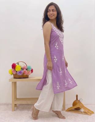 Lavendar embroidered sleeveless kurti with white palazzo set for women 2