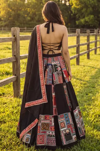 Women's Black Zari Thread Printed Work Lehenga Choli For Navratri